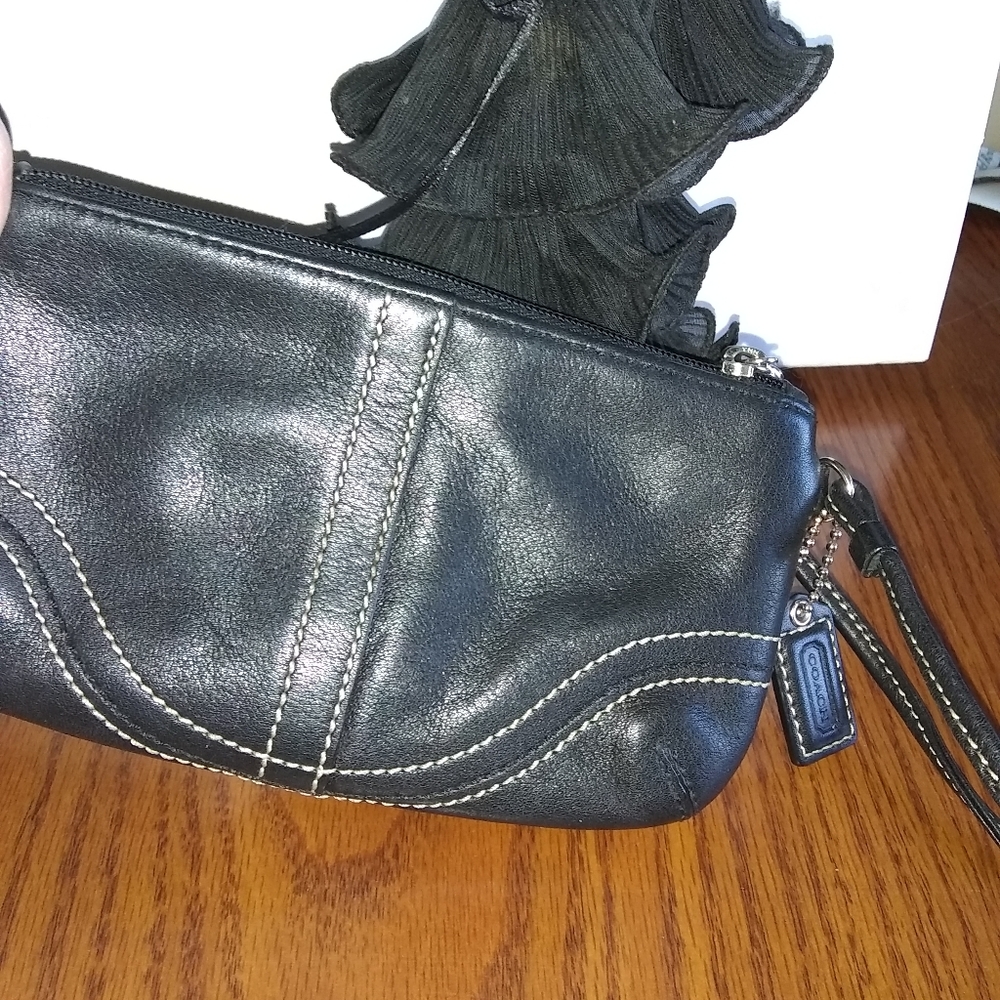 Coach Leather Buckle Mini Bag/Wallet - Picture 4 of 5